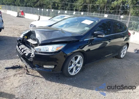 2016 Ford Focus Titanium из США, поврежденный, VIN 1FADP3N28GL369986